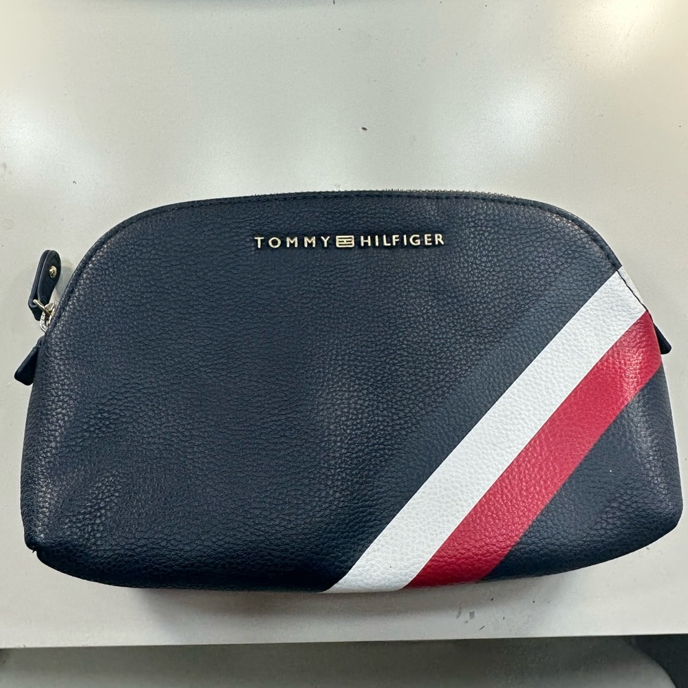 TOMMY HILFIGER MAKEUP BAG